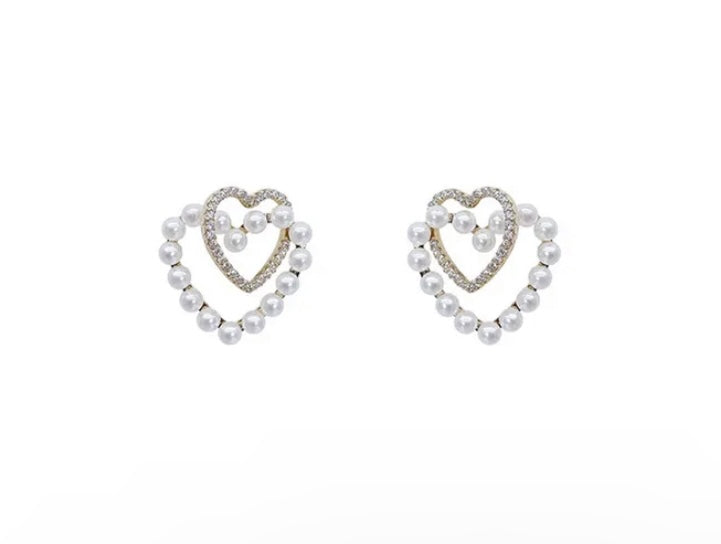Pearl Pave' heart stud earrings